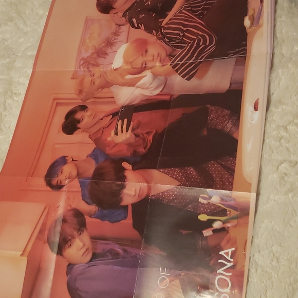 BTS MAP OF THE SOUL PERSONA VERSION 2 - Picture 6 of 7